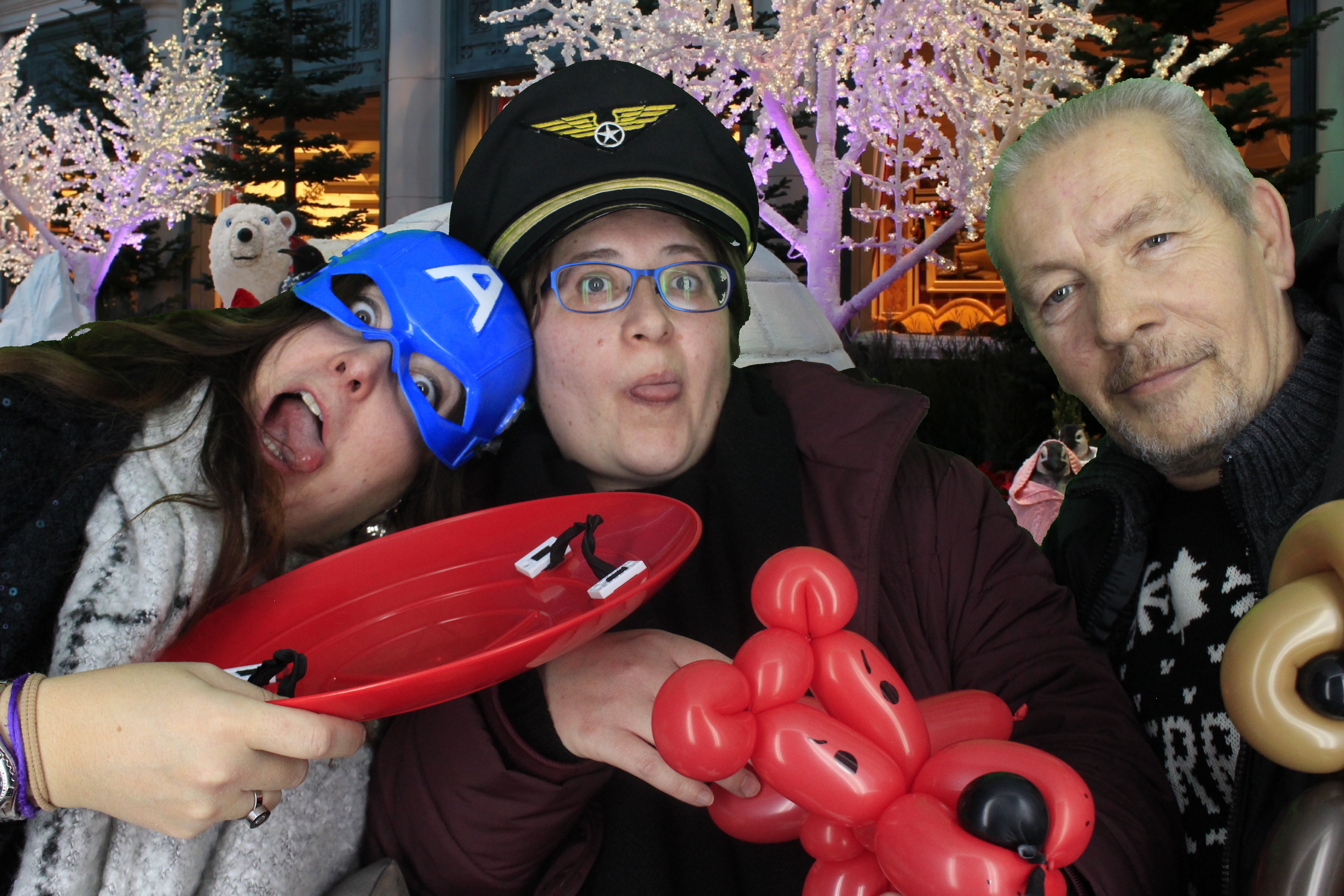 HMS Warrior Christmas Party | View more photos from the event at gallery.myphotoboothexperience.co.uk/u/MyPhotoBoothExperienceLtd/HMS-Warrior-Christmas-Party-0
